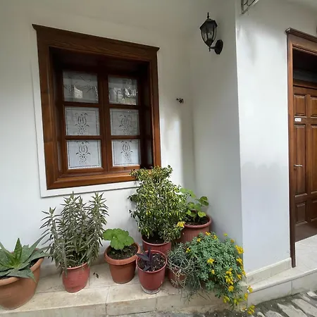 Apartment Altin In Old Town