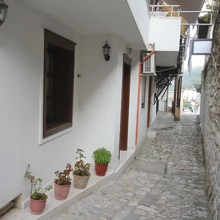 Altin In Old Town *