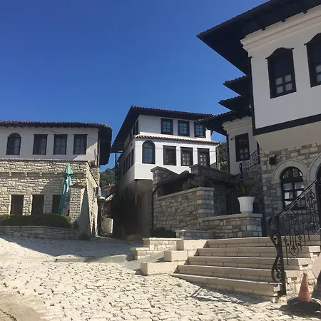 Altin In Old Town Апартаменты Берат
